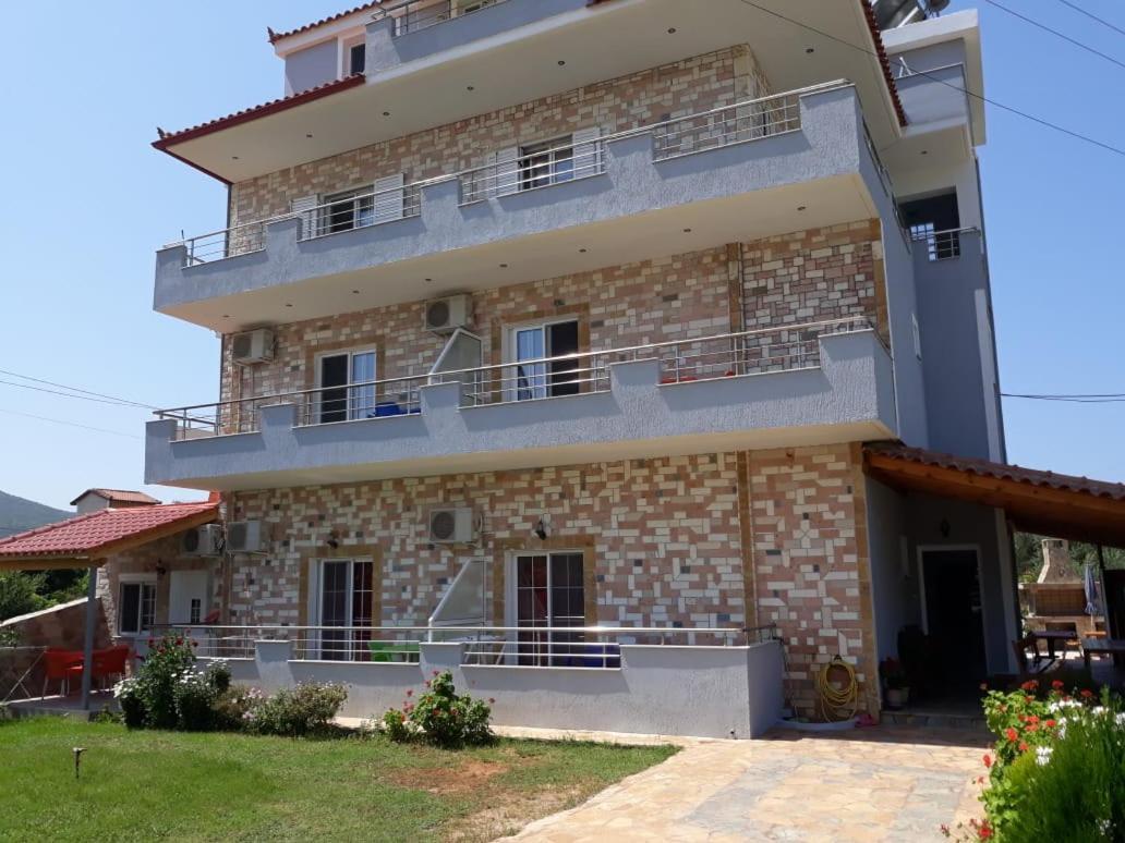 Ylli Mance Apartments Ksamil Exterior foto